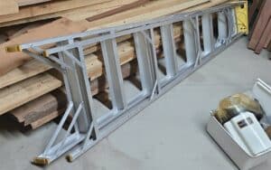Aluminum-extension-ladder