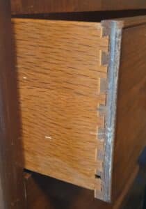 Broyhill-Emphasis-Drawer-Chest-second-image