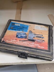 Craftsman-Heavy-Duty-Staple-Gun-Kit
