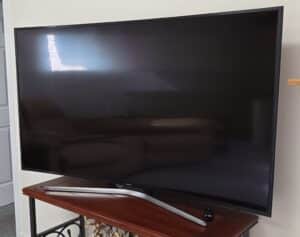 Curved-Samsung-LED-Television-second-image