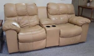 Dual-Reclining-Loveseat-with-Console
