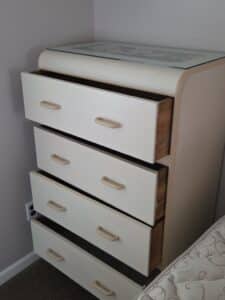 Four-Drawer-Bedroom-Chest-second-image