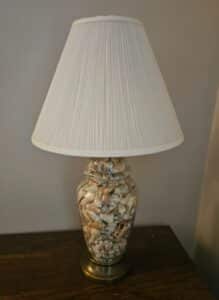 Ginger-Jar-Seashell-Filled-Table-Lamp-second-image