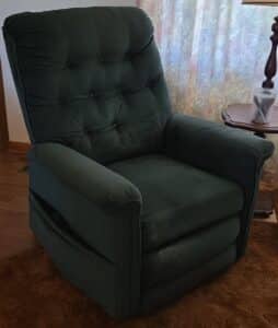 Green-Tufted-Manual-Recliner