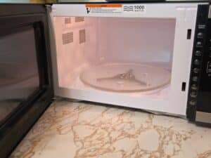 Hamilton-Beach-Countertop-Microwave-Oven-second-image