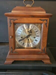 Hamilton-Mantel-Clock