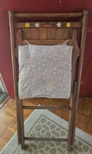 Hand-painted-folding-chairs-set-of-second-image