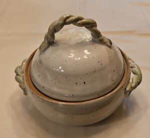 Handcrafted-Stoneware-Lidded-Sugar-Bowl