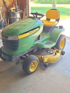 John-Deere-X-Riding-Lawn-Tractor