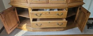 Oak-China-Cabinet-second-image