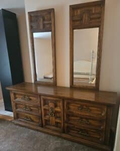 Oak-Dresser-with-Twin-Mirrors