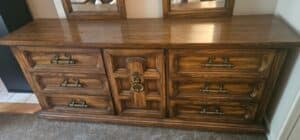 Oak-Dresser-with-Twin-Mirrors-third-image