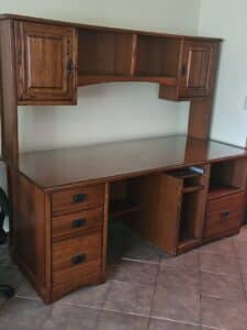 Oak-Mission-Style-Desk-with-Hutch