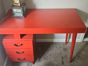 Red-Tanker-Desk
