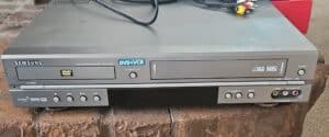 Samsung-DVD-V-DVD-or-VCR-Combo-Player