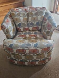 Upholstered-Swivel-Barrel-Chair