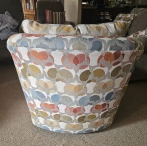 Upholstered-Swivel-Barrel-Chair-third-image