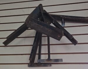Vintage-Metal-Bed-Rails