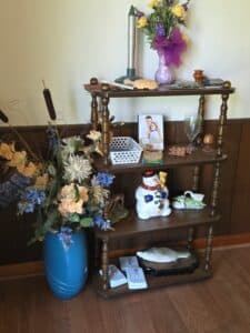 Vintage-Spindle-Shelf-second-image