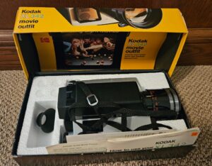 Vintage-movie-camera-outfit-second-image