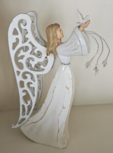 WMG-Jaimy-Angel-Candle-Holder