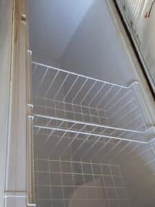 White-Chest-Freezer-second-image