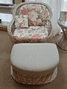 Wicker-Lounge-Chair-and-Ottoman-Set