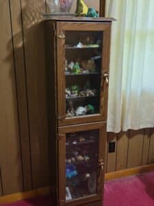 Wooden-Display-Cabinets-third-image