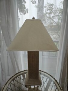 Woven-Rattan-Table-Lamp-second-image
