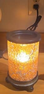 Amber-Crackle-Glass-Mosaic-Electric-Wax-Warmer-third-image