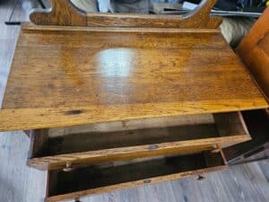 Antique-Tiger-Oak-Dresser-with-Mirror-h-l-.w-second-image-1
