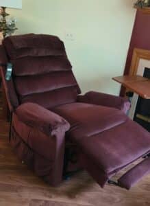 Burgundy-Electric-Lift-Recliner-second-image