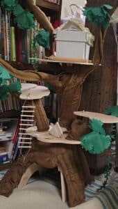 Calico-Critters-Adventure-Treehouse-second-image