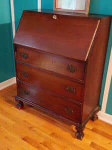 Chippendale-Style-Secretary-Desk