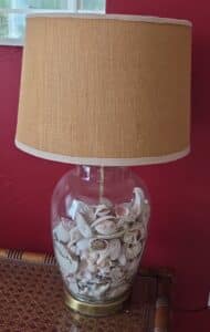 Coastal-Seashell-Filled-Table-Lamp