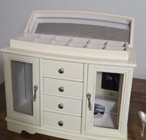 Cream-Jewelry-Armoire-second-image