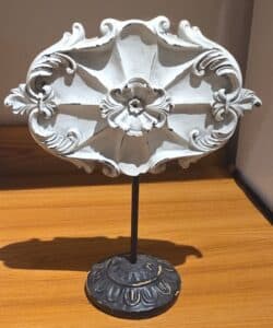 Decorative-Architectural-Plaster-Medallion-on-Stand