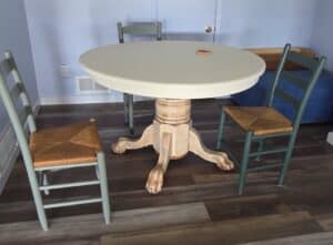 Farmhouse-Pedestal-Dining-Set-with-Rush-Seat-Chairs-and-Lion-Paw-Feet