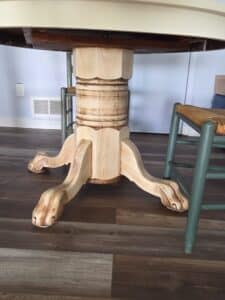 Farmhouse-Pedestal-Dining-Set-with-Rush-Seat-Chairs-and-Lion-Paw-Feet-second-image