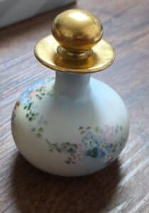 Floral-Porcelain-Perfume-Bottle