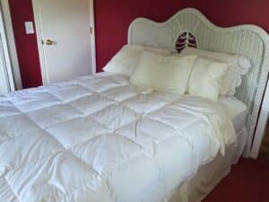 Full-Size-Wicker-Headboard-and-Footboad-with-Pierced-Detail-bed-frame-with-mattress-or-boxspring-third-image