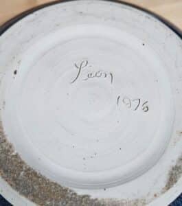 Hand-Thrown-Studio-Pottery-Bowl-Signed-Leon-third-image-1