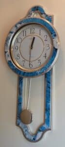 Heirloom-Quartz-Pendulum-Wall-Clock-second-image
