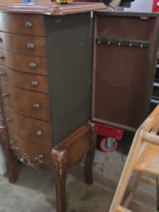 Hives-Honey-Jewelry-Armoire-fourth-image