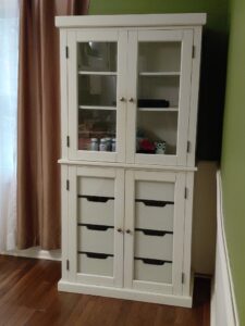 IKEA-Hemnes-Glass-Cabinet-second-image