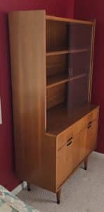 Kroehler-Mid-Century-Modern-China-Cabinet-sixth-image