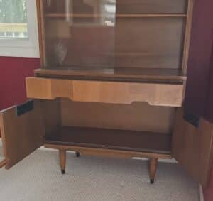 Kroehler-Mid-Century-Modern-China-Cabinet-third-image