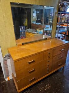 Mid-Century-Modern-Birds-Eye-Maple-Drawer-Dresser-second-image