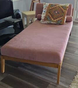 Mid-Century-Modern-Style-Pink-Velvet-Chaise-Lounge-third-image