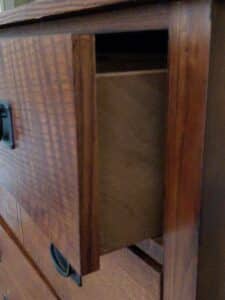 Mission-Oak-Tall-Chest-second-image